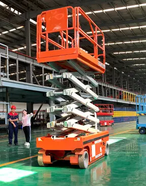 自行剪(jian)叉式升(sheng)降平台(tai)