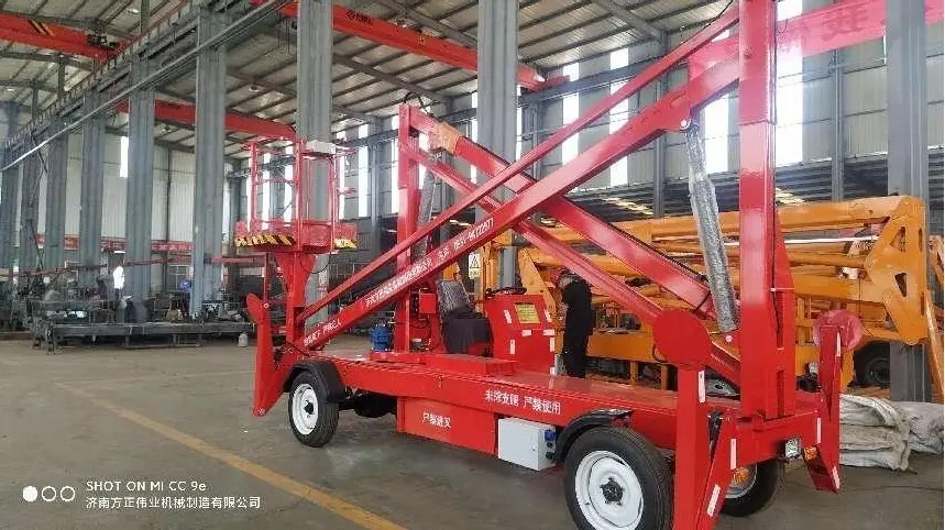 柴油曲(qu)臂式升降(jiang)機