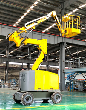 自(zi)行曲臂式(shi)升降平台(tai)